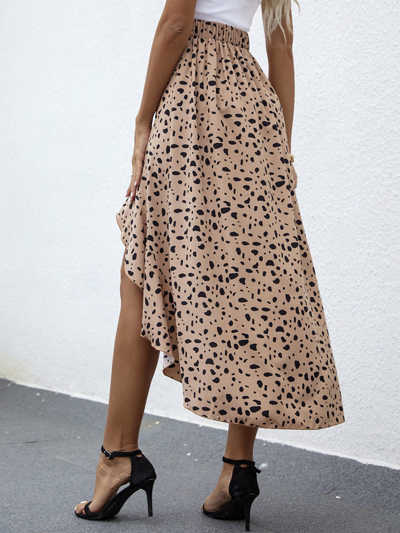 02a4518527804c309993e362e4dd49b5-Max